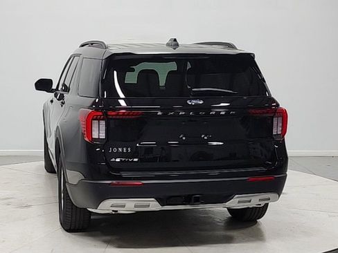 New 2026 Ford Explorer Active w/ Active Comfort Package RWD image 6