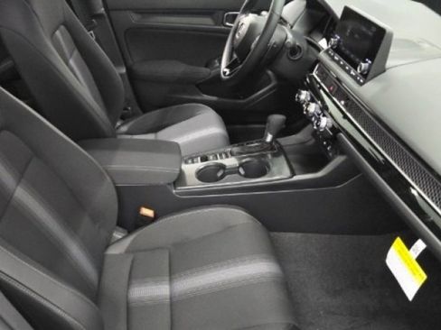 Used 2025 Honda Civic Sport image 24