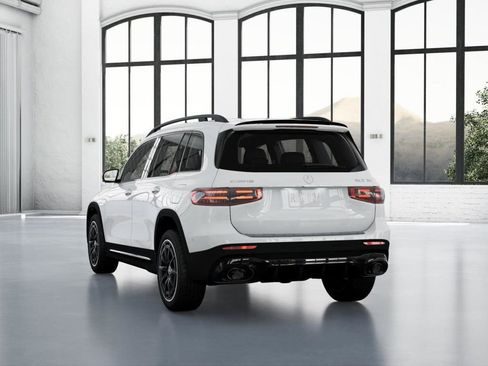 New 2026 Mercedes-Benz GLB 35 AMG 4MATIC image 27