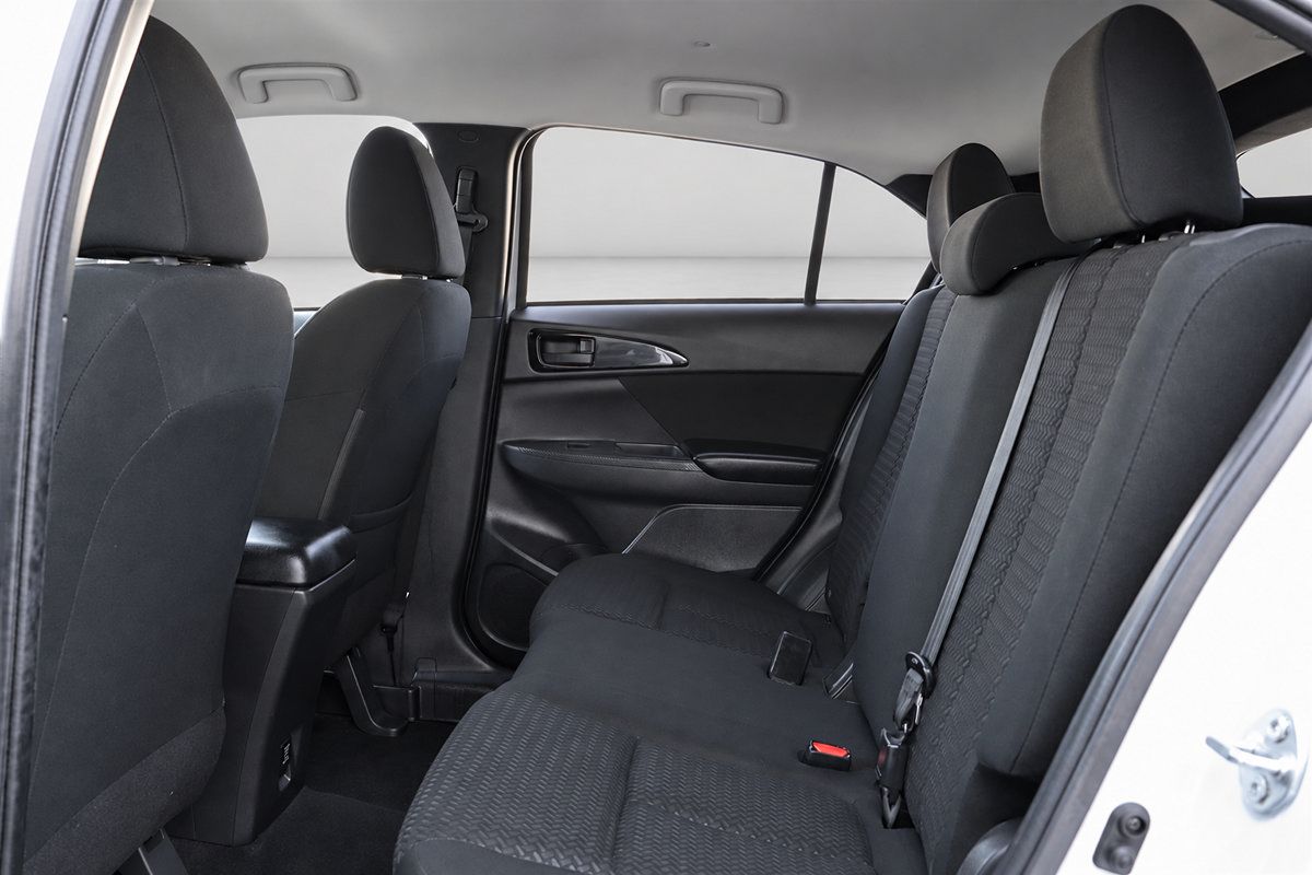 Used 2024 Mitsubishi Eclipse Cross ES AWD/4WD image 17