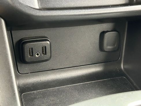 Used 2019 Chevrolet Colorado LT w/ LT Convenience Package RWD image 24