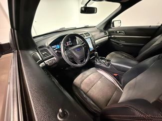 Used 2018 Ford Explorer XLT w/ Equipment Group 202A AWD/4WD video 2