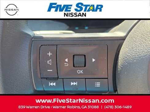 Used 2025 Nissan Kicks SV FWD image 24