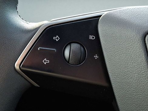 Used 2024 Tesla Cybertruck AWD Crew Cab image 20