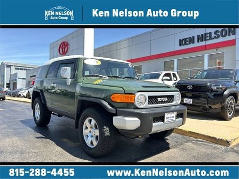 Used 2010 Toyota FJ Cruiser 4WD image 1