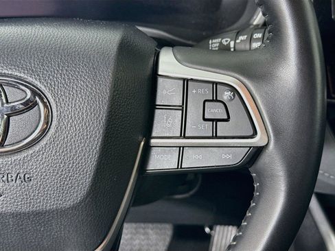 Certified 2025 Toyota Highlander XSE AWD/4WD image 20
