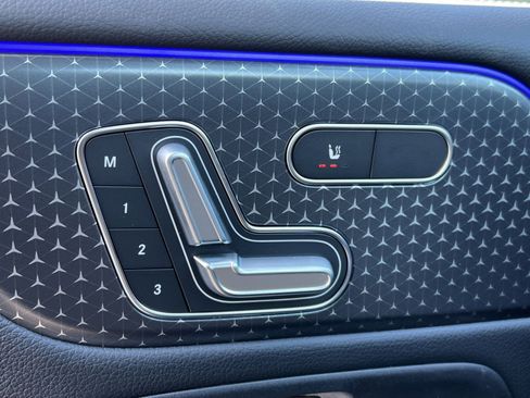 New 2026 Mercedes-Benz GLB 250 4MATIC image 33