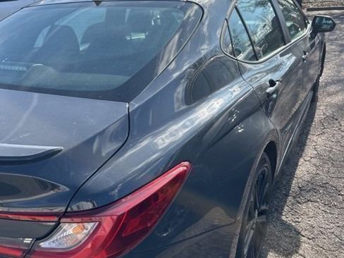 Used 2025 Toyota Camry SE image 10