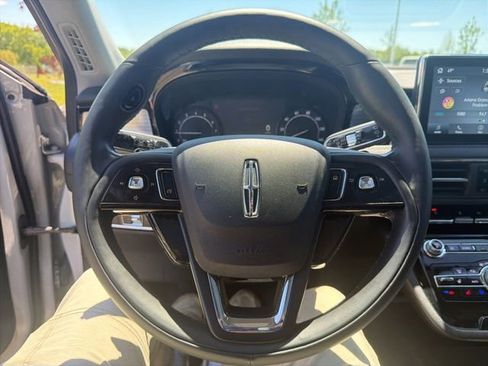 Used 2022 Lincoln Corsair AWD w/ Premium Package image 39
