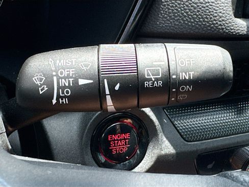 Used 2023 Honda CR-V EX image 16