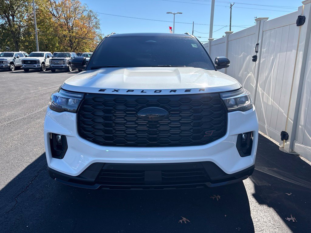Used 2026 Ford Explorer ST w/ Sun And Sound Package AWD/4WD image 5