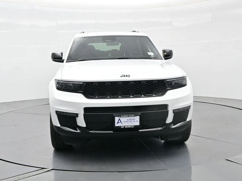 New 2025 Jeep Grand Cherokee L Limited w/ Black Appearance Package image 3