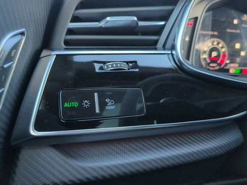 New 2026 Audi RS Q8 performance image 14