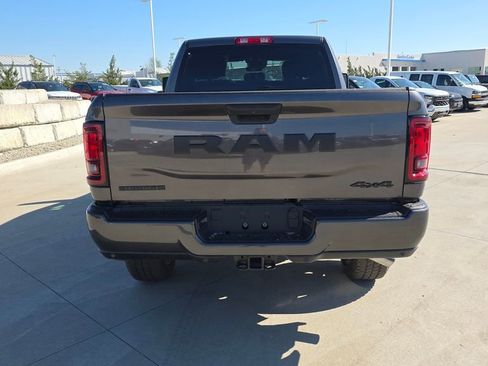 New 2026 RAM 2500 Big Horn AWD/4WD image 4