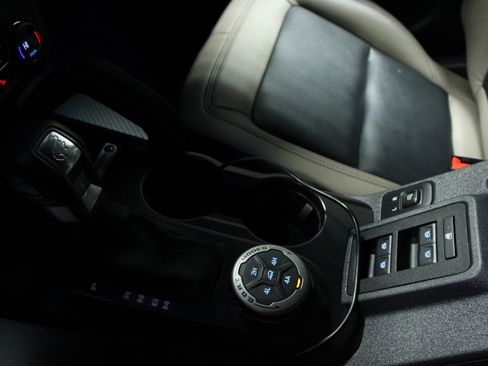 Used 2024 Ford Bronco Wildtrak image 23