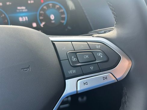 New 2026 Volkswagen Atlas Cross Sport SEL R-Line image 17