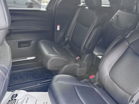 Used 2026 Toyota Sienna XLE Woodland Edition AWD/4WD image 24