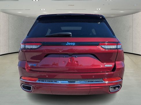 Used 2024 Jeep Grand Cherokee Overland w/ Trailer Tow Package image 4