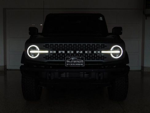 Used 2024 Ford Bronco Badlands image 18