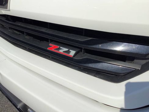 Used 2018 Chevrolet Silverado 1500 LT w/ All Star Edition AWD/4WD image 21