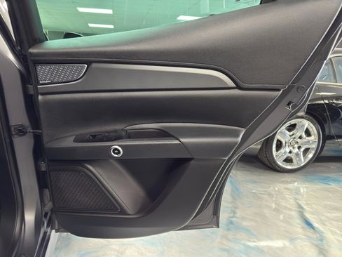 Used 2023 Maserati Grecale GT image 16