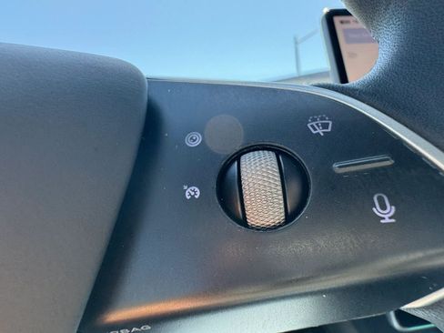 Used 2024 Tesla Model 3 Standard Range RWD image 31