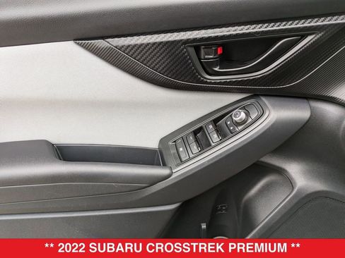 Used 2022 Subaru Crosstrek 2.0i Premium w/ Moonroof Package image 11