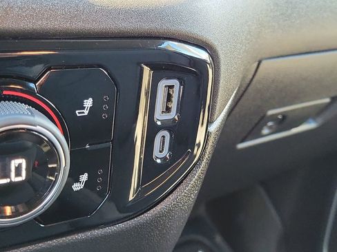 Used 2025 Chevrolet Silverado 1500 RST w/ LPO, Dark Essentials Package image 11