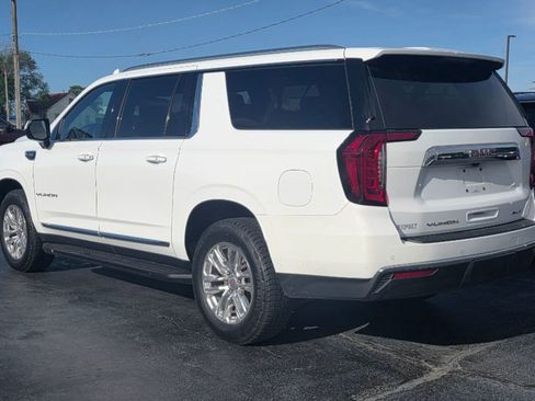 Used 2023 GMC Yukon XL SLT AWD/4WD image 20