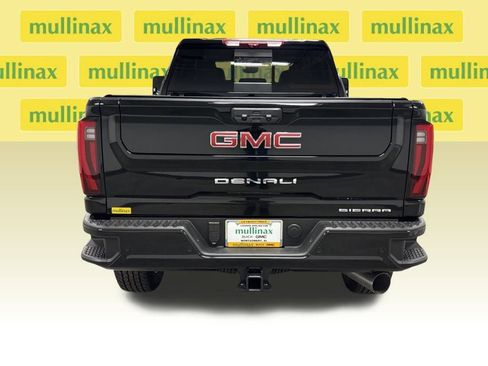 New 2026 GMC Sierra 2500 Denali w/ Denali Reserve Package AWD/4WD image 16