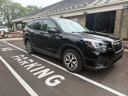 Used 2021 Subaru Forester Premium w/ Popular Package #1 AWD/4WD image 8