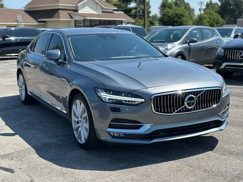 Used 2018 Volvo S90 T6 Inscription w/ Convenience Package image 4