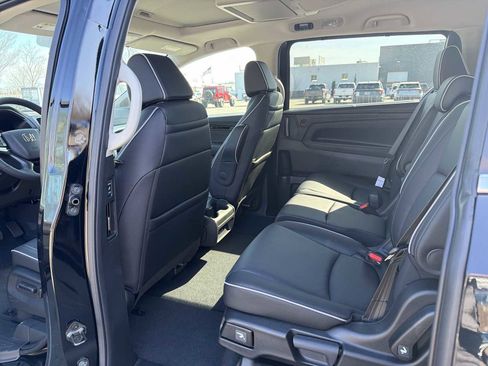 New 2026 Honda Odyssey Touring image 12