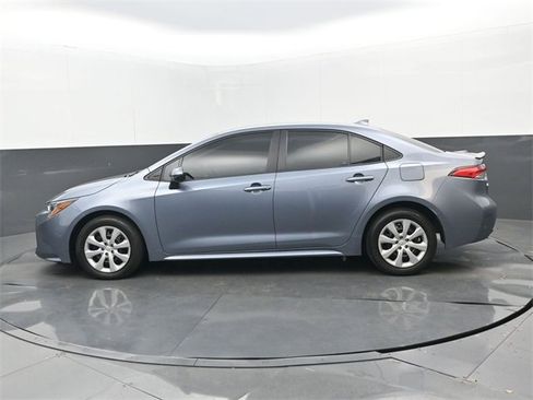 Used 2024 Toyota Corolla LE image 7