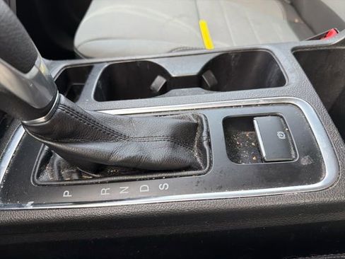 Used 2019 Ford Escape S image 26