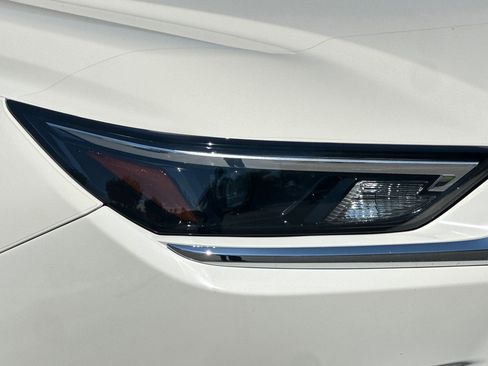Used 2024 Toyota Grand Highlander AWD Hybrid image 10