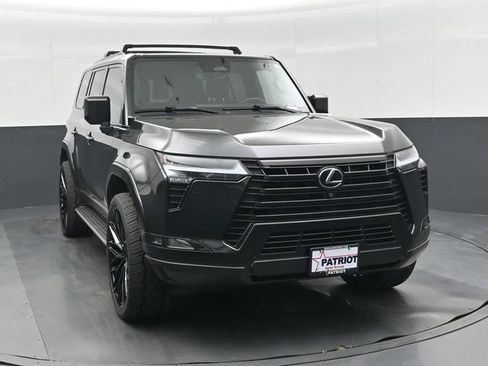 Used 2024 Lexus GX 550 w/ Accessory Package (Z1) AWD/4WD image 31