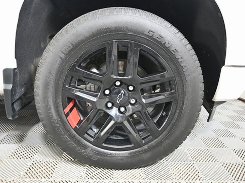 Used 2024 Chevrolet Silverado 1500 RST w/ Redline Edition image 12