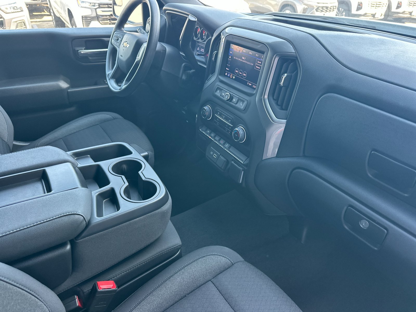Used 2026 Chevrolet Silverado 1500 Custom w/ Turbomax Blackout Package AWD/4WD image 15