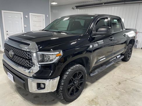 Used 2020 Toyota Tundra SR5 w/ SR5 Upgrade Package image 3