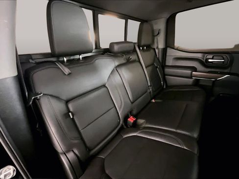 Used 2021 GMC Sierra 1500 SLT RWD image 19