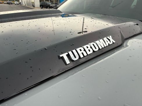 Used 2024 Chevrolet Silverado 1500 Custom Trail Boss w/ LPO, Dark Essentials Package image 9