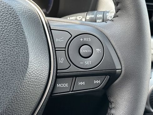 Used 2025 Toyota RAV4 Limited w/ Advanced Technology Package AWD/4WD image 22