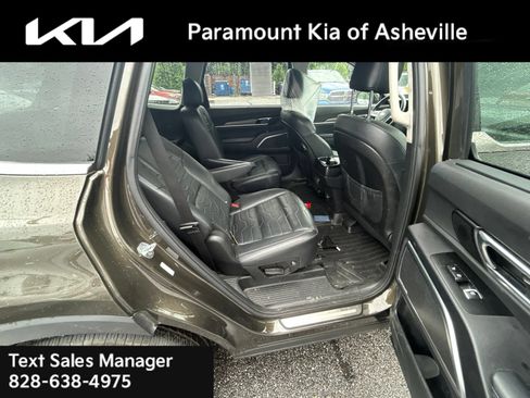 Used 2021 Kia Telluride SX w/ SX Prestige Package AWD/4WD image 5