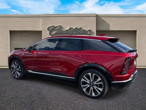 New 2027 Cadillac Optiq Premium Luxury RWD image 5
