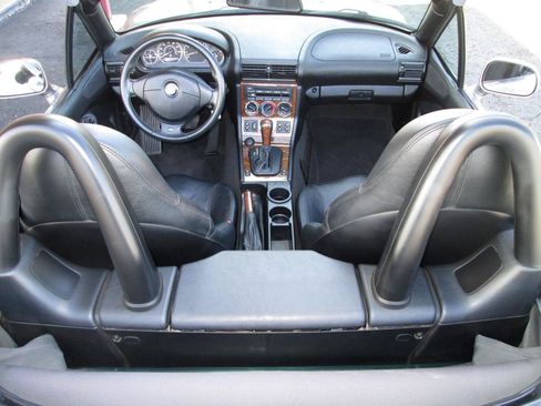 Used 2001 BMW Z3 2.5i RWD image 19