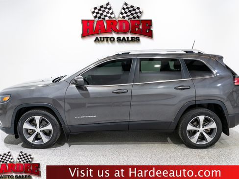 Used 2019 Jeep Cherokee Limited FWD image 1