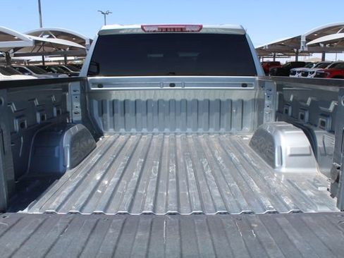 Used 2023 Chevrolet Silverado 1500 RST w/ Z71 Off-Road Package AWD/4WD image 6