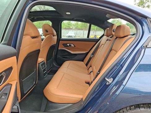 Certified 2023 BMW 330i xDrive Sedan w/ Premium Package AWD/4WD image 10