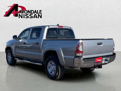 Used 2015 Toyota Tacoma PreRunner w/ SR5 Package RWD image 3